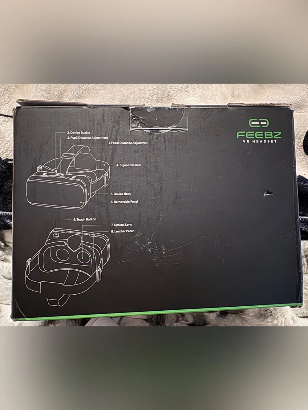 Black and Green Smartphone VR Headset - Immersive Virtual Reality